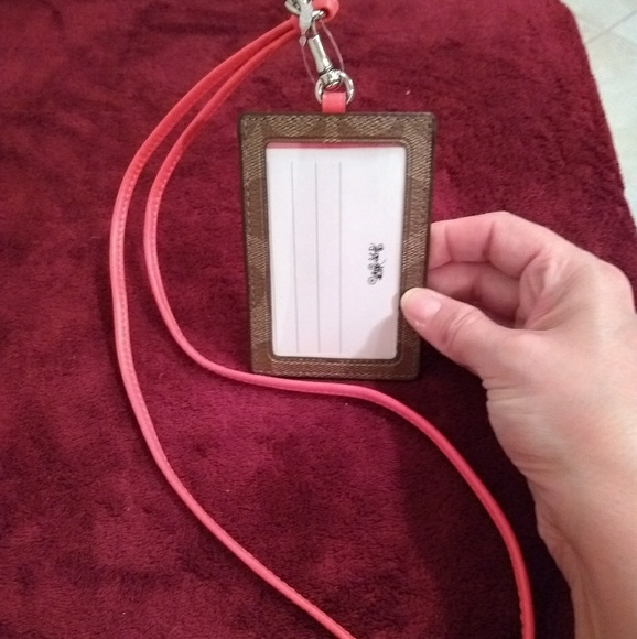 🆕  Coach Signature PVC Lanyard ID - Picture 2 of 4